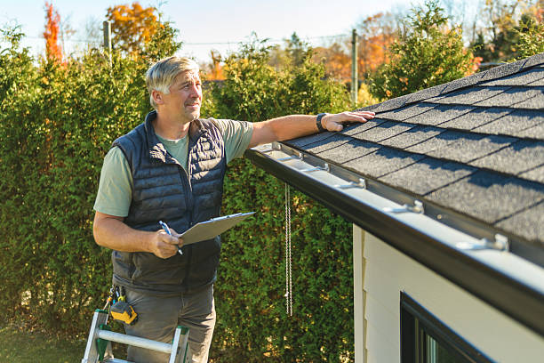 Professional Emergency Roof Repair technician working in Olivet, MI